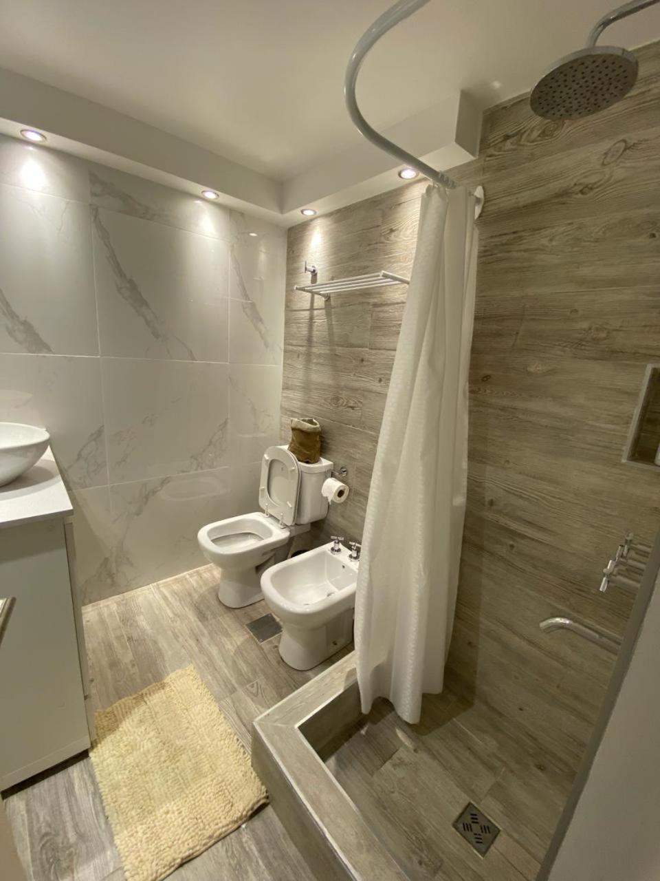 Departamento Centrico Con Cochera - Cordoba Argentina- Exterior foto